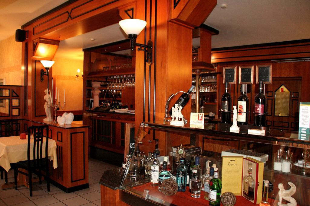 Restaurant Orakel Oberstenfeld Exterior foto